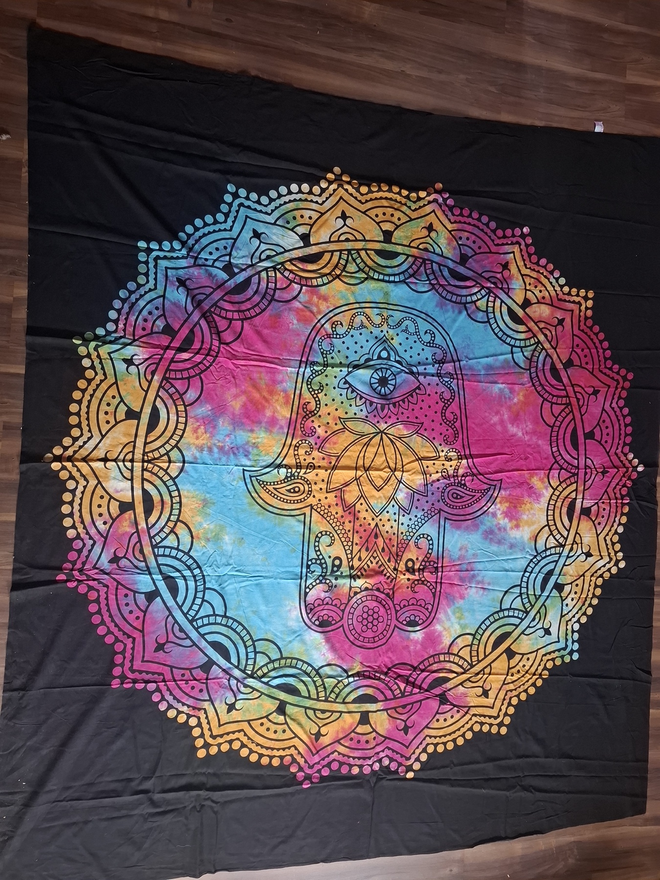 Dekoracja ścienna – Tęczowa Mandala – 200 × 190 cm
